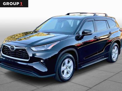 Used 2024 Toyota Highlander LE
