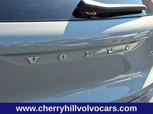 New 2025 Volvo XC40 B5 Ultra w/ Protection Package Premier image 26