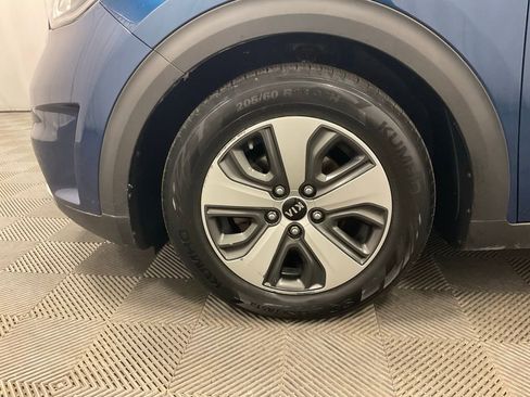 Used 2017 Kia Niro LX image 12