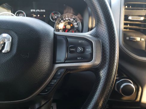 Used 2024 RAM 2500 Tradesman w/ Chrome Appearance Group image 35