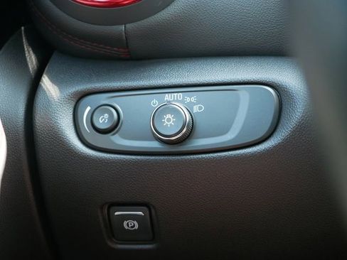 Used 2024 Chevrolet Blazer RS w/ Enhanced Convenience Package image 17