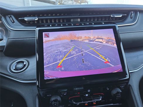 Used 2021 Jeep Grand Cherokee L Limited w/ MOPAR Finishing Package image 22