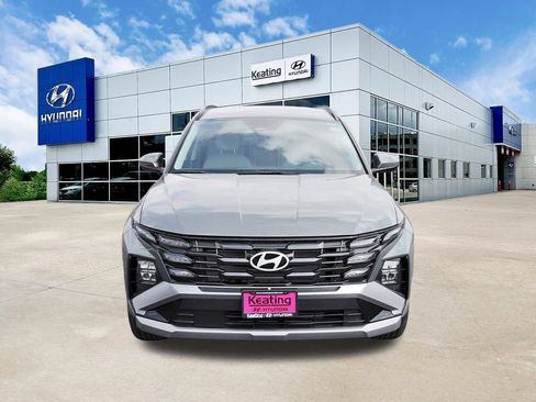 Certified 2025 Hyundai Tucson SEL FWD image 2