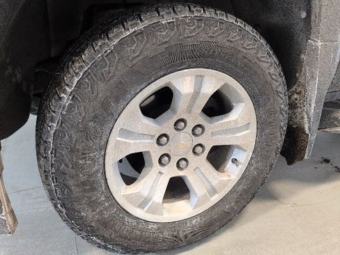 Used 2018 Chevrolet Silverado 1500 LT w/ All Star Edition image 8