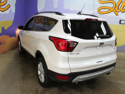 Used 2019 Ford Escape SEL AWD/4WD image 6