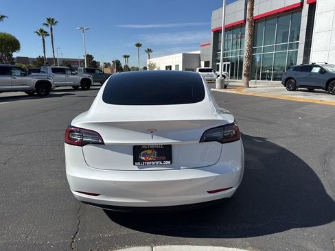 Used 2020 Tesla Model 3 Standard Range Plus image 6