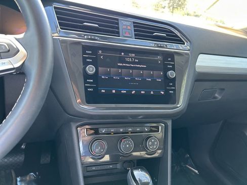 Used 2024 Volkswagen Tiguan S image 30