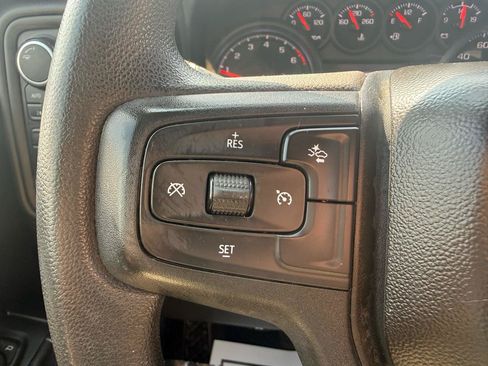 Used 2022 Chevrolet Silverado 1500 Custom AWD/4WD image 16