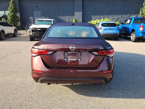 Used 2024 Nissan Sentra SV w/ SV Premium Package FWD image 6