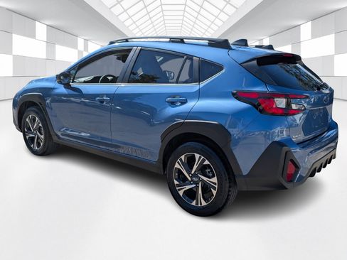 Used 2024 Subaru Crosstrek 2.0i Premium image 5