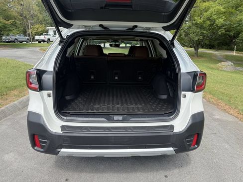 Used 2020 Subaru Outback Touring XT AWD/4WD image 30