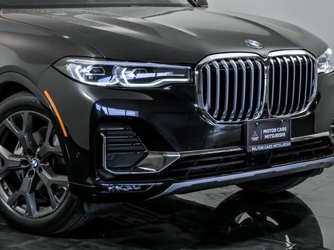Used 2019 BMW X7 xDrive40i w/ Premium Package AWD/4WD image 2