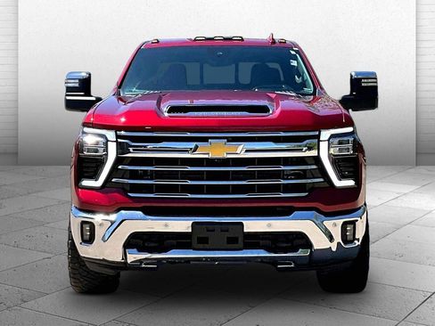 Used 2024 Chevrolet Silverado 2500 LTZ w/ LTZ Premium Package AWD/4WD image 2