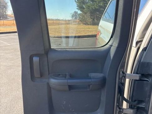 Used 2013 GMC Sierra 1500 SLE w/ Power Tech Package image 45