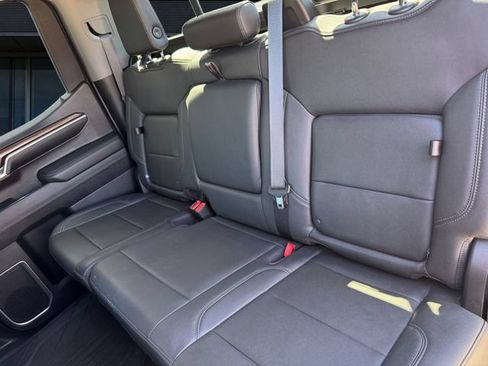 Used 2022 Chevrolet Silverado 1500 RST w/ Convenience Package II AWD/4WD image 13