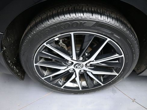 Certified 2022 Toyota Camry SE image 12