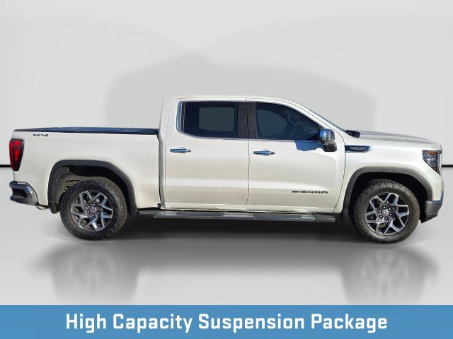 Used 2022 GMC Sierra 1500 SLT w/ SLT Convenience Package AWD/4WD image 7