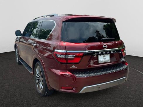 Used 2024 Nissan Armada Platinum w/ Captain's Chairs Package RWD image 3