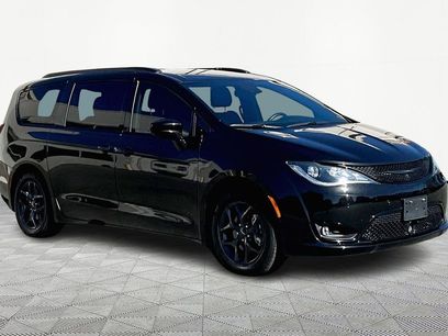 Used 2019 Chrysler Pacifica Touring-L Plus w/ Advanced Safetytec Group