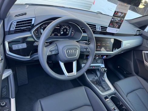 New 2025 Audi Q3 2.0T Premium image 3