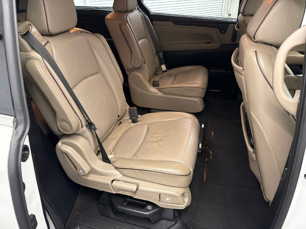 Used 2022 Honda Odyssey Elite image 17