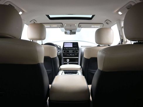 Used 2023 INFINITI QX80 Premium Select w/ All-Season Package AWD/4WD image 18