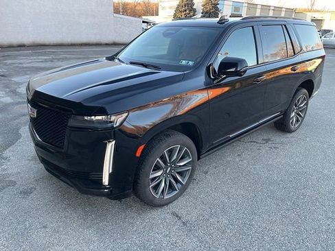 Used 2023 Cadillac Escalade Sport w/ Touring Package image 9