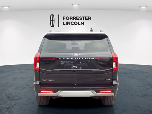Used 2025 Ford Expedition Max Platinum AWD/4WD image 4