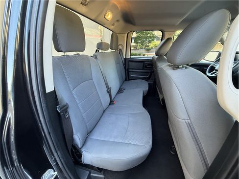 Used 2018 RAM 1500 Express w/ Black Ram 1500 Express Group AWD/4WD image 14