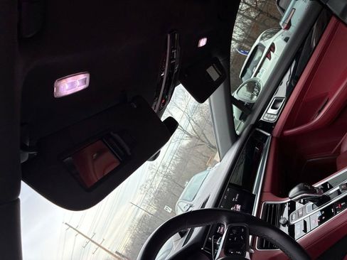 Used 2018 Porsche Panamera 4S image 54