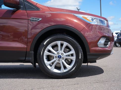 Used 2018 Ford Escape SEL AWD/4WD image 11