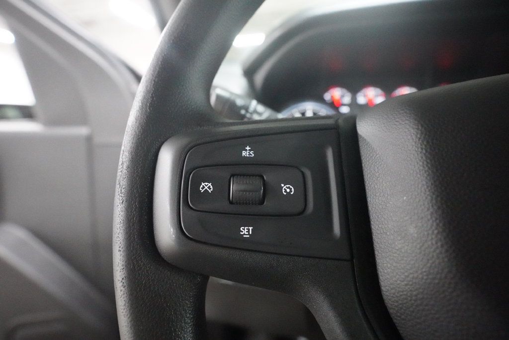 Used 2022 Chevrolet Silverado 2500 Custom w/ Custom Convenience Package AWD/4WD image 17