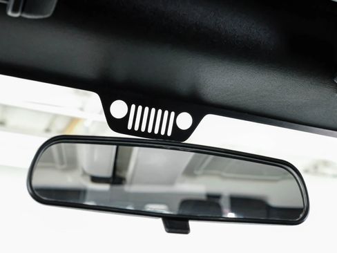 Used 2016 Jeep Wrangler Sport image 24