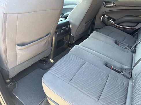 Used 2018 GMC Yukon SLE w/ Convenience Package image 17