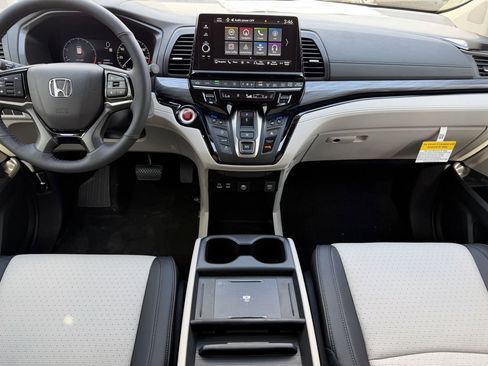 New 2026 Honda Odyssey Elite image 14