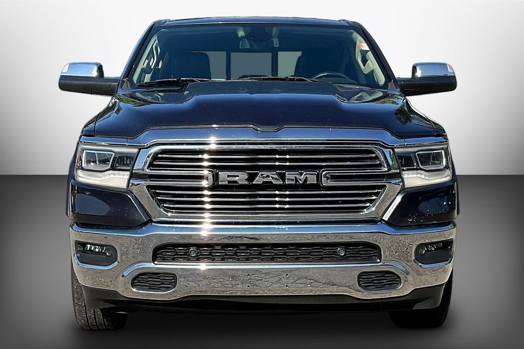 Used 2019 RAM 1500 Laramie AWD/4WD image 2
