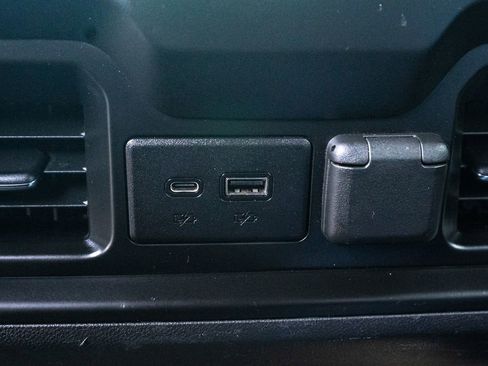 Used 2021 Chevrolet Silverado 1500 LT Trail Boss w/ Bed Protection Package image 37