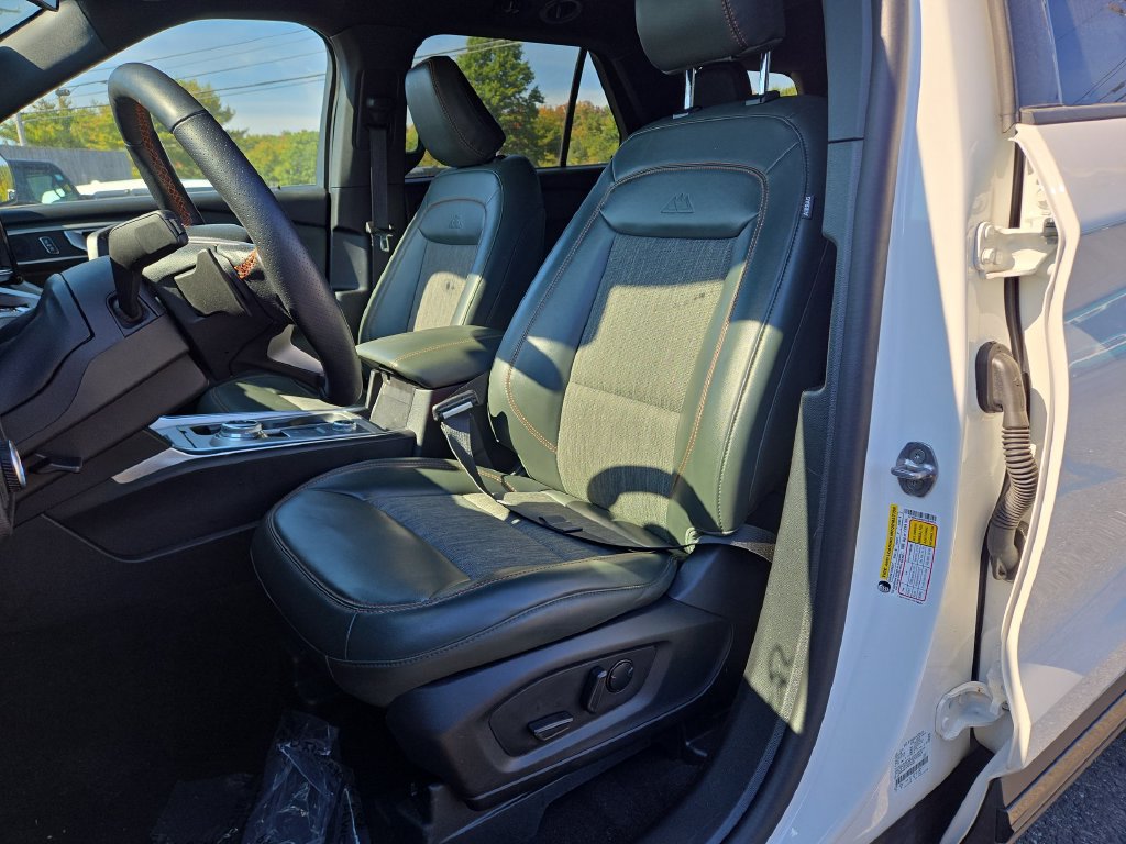Used 2023 Ford Explorer Timberline AWD/4WD image 6