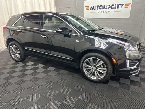Used 2024 Cadillac XT5 Premium Luxury AWD/4WD image 2