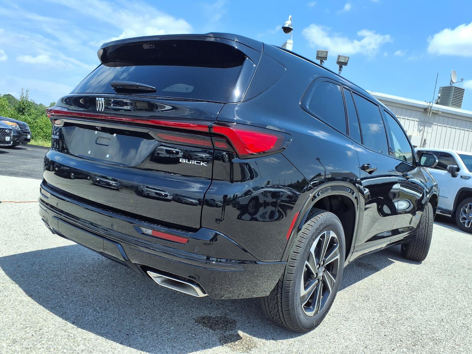 New 2027 Buick Enclave Sport Touring w/ Power Package FWD image 23