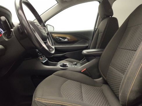 Used 2019 GMC Terrain SLE w/ Driver Convenience Package image 17