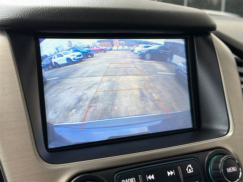 Used 2020 GMC Yukon XL Denali w/ Open Road Package image 34