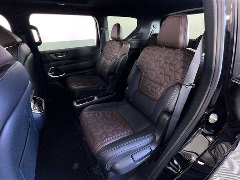 New 2026 Nissan Armada Platinum AWD/4WD image 15