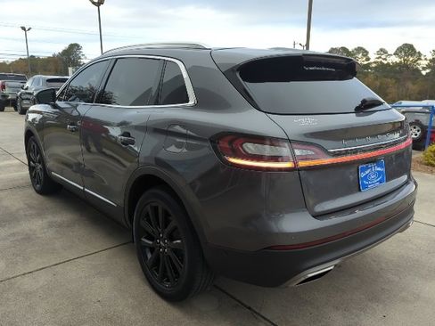 Used 2021 Lincoln Nautilus Reserve w/ Equipment Group 201A image 5