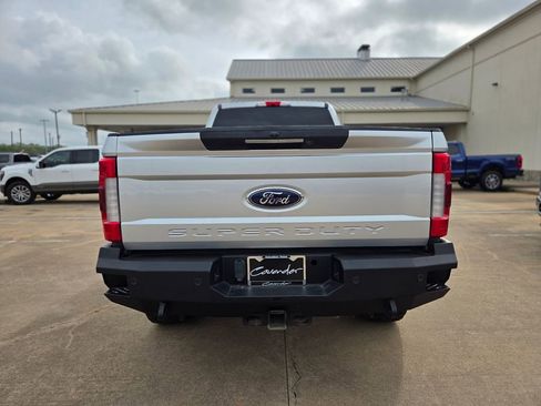 Used 2019 Ford F350 Lariat w/ Lariat Ultimate Package image 6