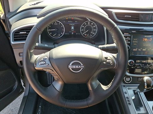 Certified 2024 Nissan Murano SV w/ SV Midnight Edition Package AWD/4WD image 23