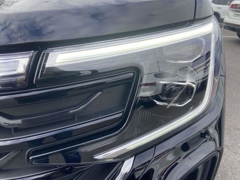 New 2026 Volkswagen Atlas Cross Sport SE image 5