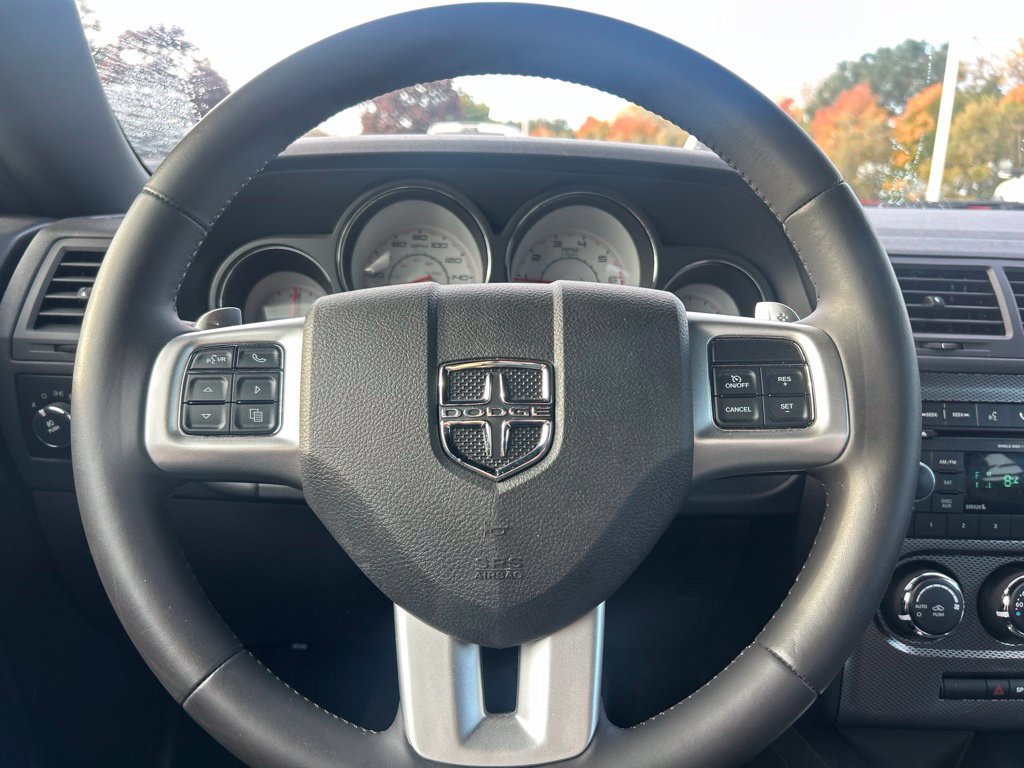 Used 2013 Dodge Challenger R/T RWD image 8
