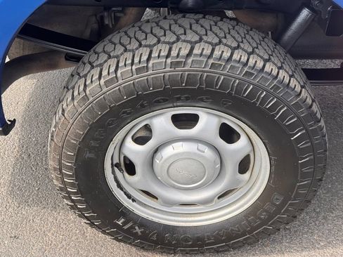 Used 2017 Ford F150 XL w/ XL Power Equipment Group AWD/4WD image 10