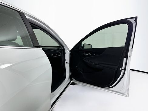 Used 2024 Chevrolet Malibu LS image 29